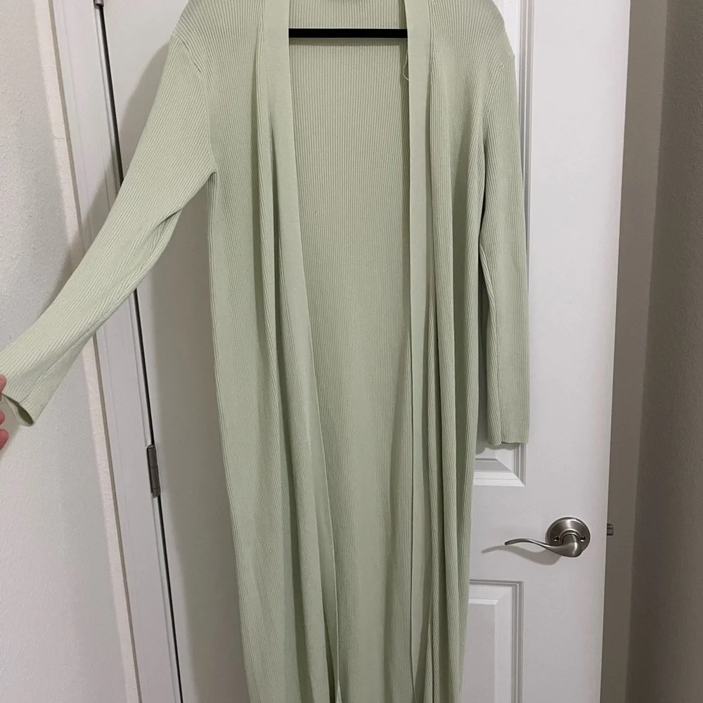 Zara Women's Light Cream/green Sweater cardigan - Picture 1 of 5